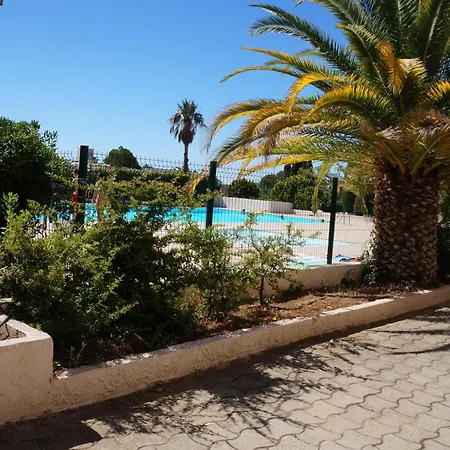 De 4 Places باندول