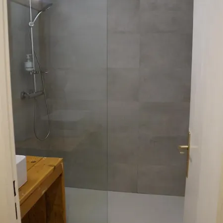 Apartment De 4 Places *
