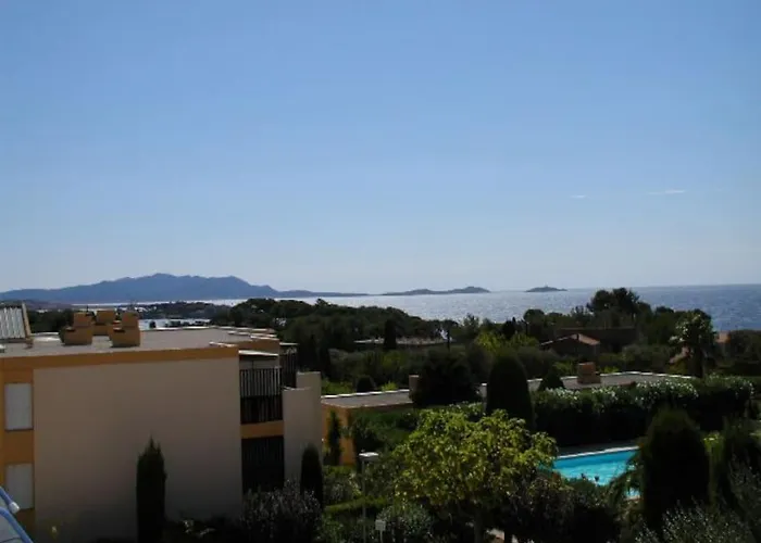 De 4 Places Бандоль